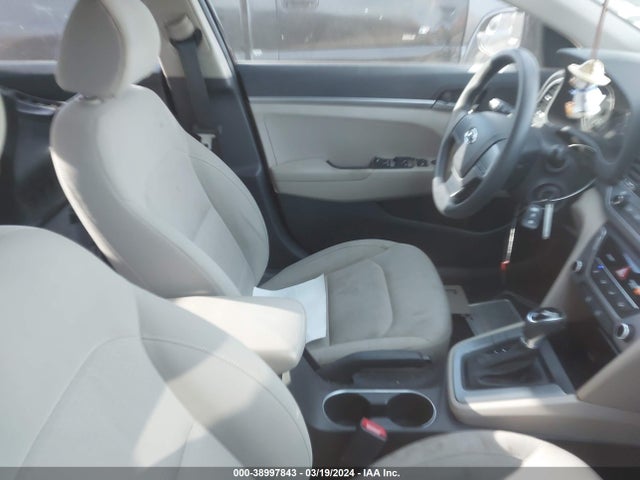 Hyundai ELANTRA SE 2017 KMHD74LF9HU117354 Image 5