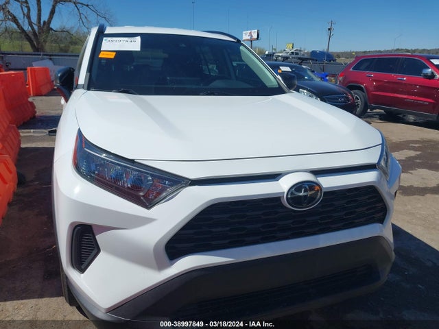 Toyota RAV4 LE 2020 2T3H1RFVXLW082066 Image 12