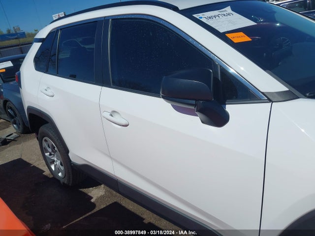 Toyota RAV4 LE 2020 2T3H1RFVXLW082066 Image 13