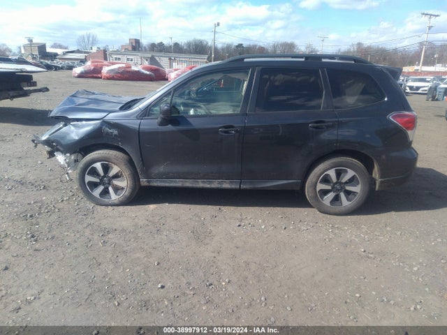 Subaru Forester 2.5i Premium 2017 JF2SJAEC7HH502484 Image 14