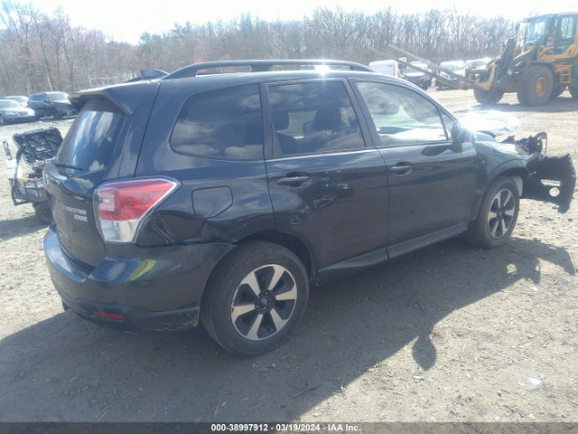 Subaru Forester 2.5i Premium 2017 JF2SJAEC7HH502484 Image 4