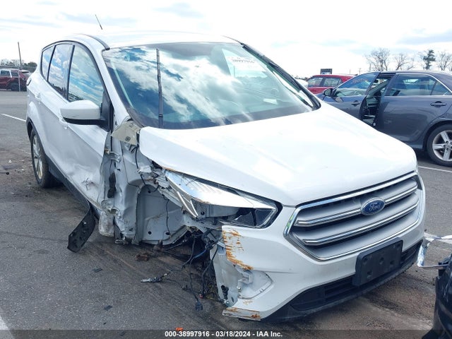 Ford ESCAPE SE 2017 1FMCU9GD5HUD23636 Image 1