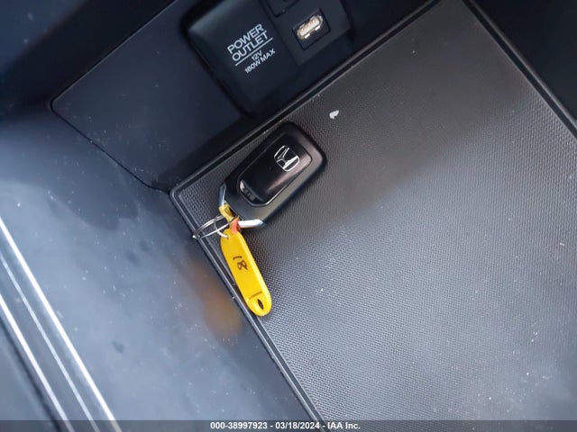 Honda PILOT LX 2018 5FNYF5H19JB028524 Image 11