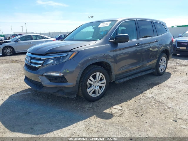 Honda PILOT LX 2018 5FNYF5H19JB028524 Image 2