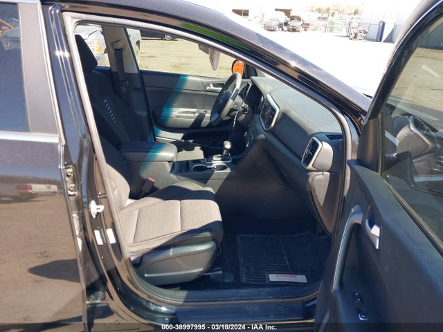 KIA Sportage Lx 2022 KNDPM3AC1N7998963 Image 5