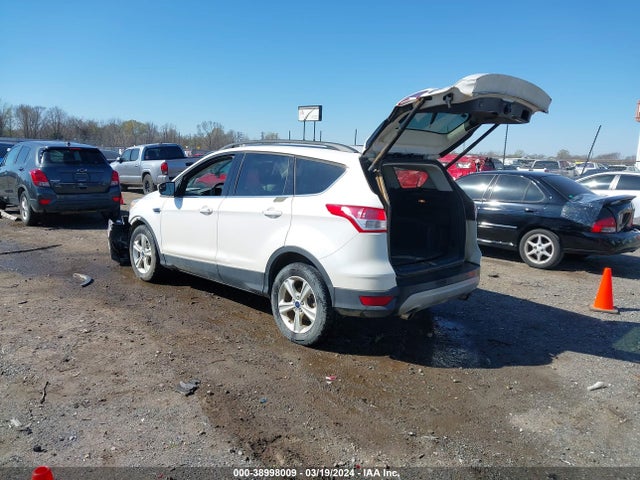 Ford ESCAPE SE 2016 1FMCU0GX2GUB30834 Image 3