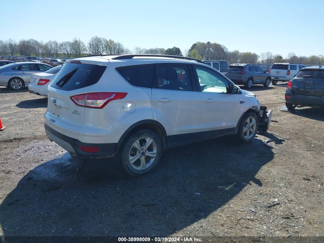 Ford ESCAPE SE 2016 1FMCU0GX2GUB30834 Image 4