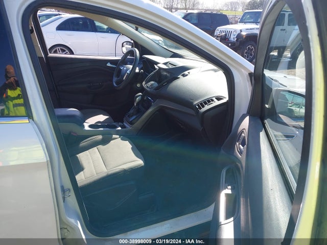 Ford ESCAPE SE 2016 1FMCU0GX2GUB30834 Image 5