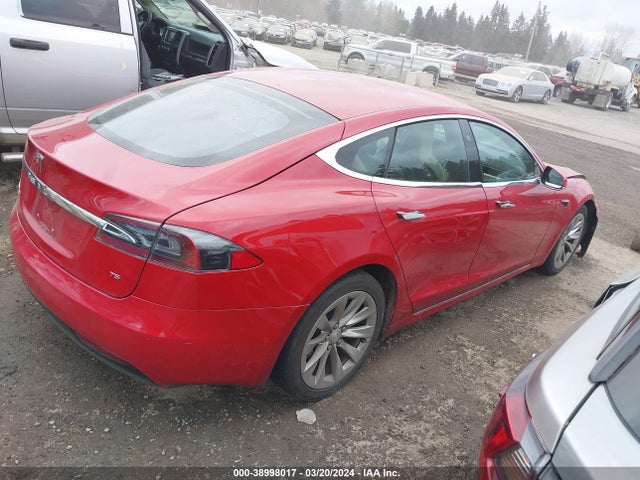 Tesla Model S 60/70/75/85 2016 5YJSA1E19GF166879 Image 4