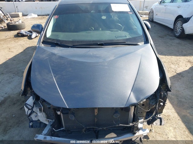 Toyota PRIUS XLE 2019 JTDKARFU8K3080329 Image 13