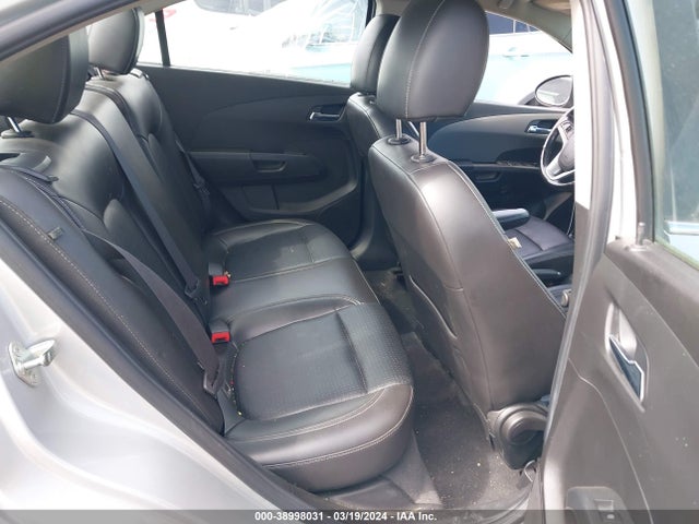 Chevrolet Sonic Premier Auto 2017 1G1JF5SB2H4128784 Image 8