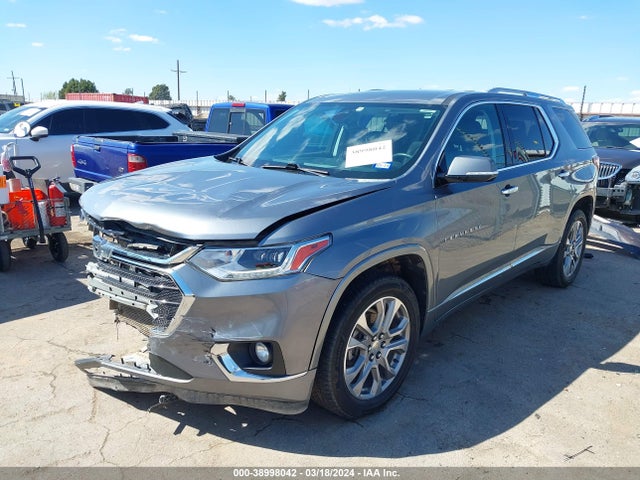 Chevrolet Traverse Premier 2019 1GNERKKW4KJ100180 Image 2