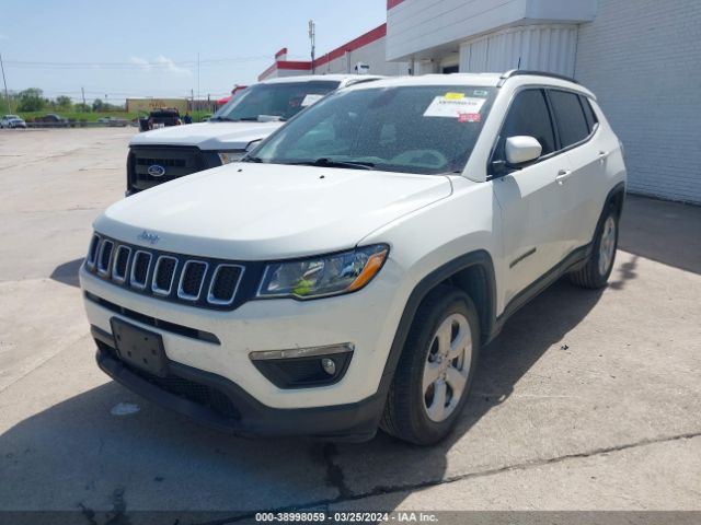 3C4NJCBB7KT677006 Jeep Compass Latitude Fwd