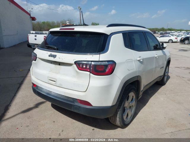 3C4NJCBB7KT677006 Jeep Compass Latitude Fwd