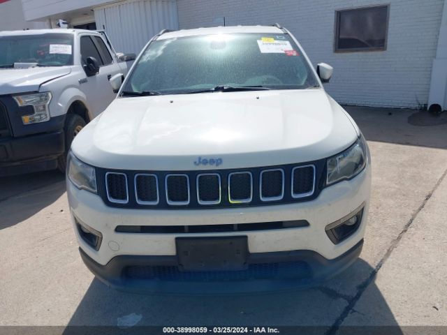 3C4NJCBB7KT677006 Jeep Compass Latitude Fwd