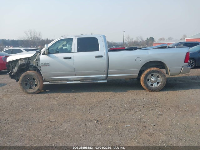 RAM 2500 Tradesman  4x4 8' Box 2018 3C6UR5HL3JG417278 Image 15
