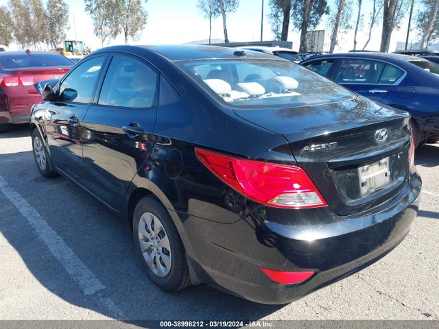 Hyundai ACCENT SE 2017 KMHCT4AE9HU265182 Image 3