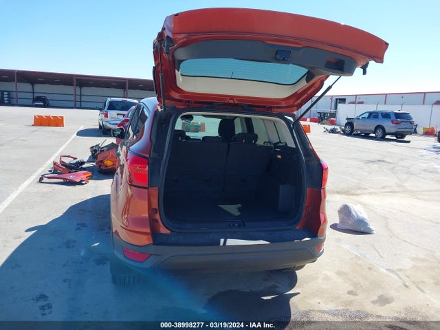 Ford ESCAPE S 2019 1FMCU0F73KUB85416 Image 3