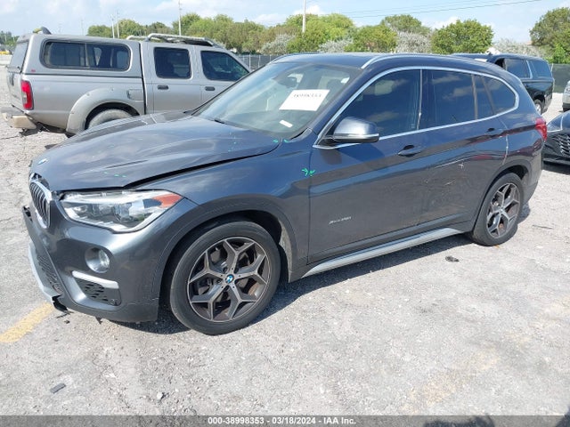 BMW X1 Xdrive28i 2016 WBXHT3C39G5F65321 Image 2