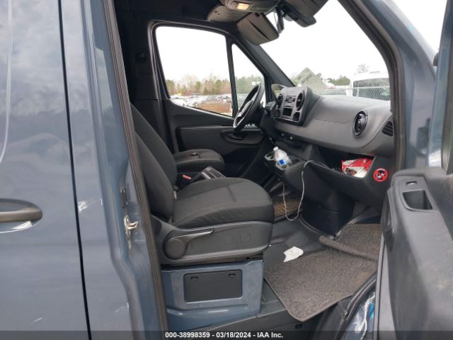 WD4PF1CDXKP114461 Mercedes-Benz Sprinter 2500 High Roof V6