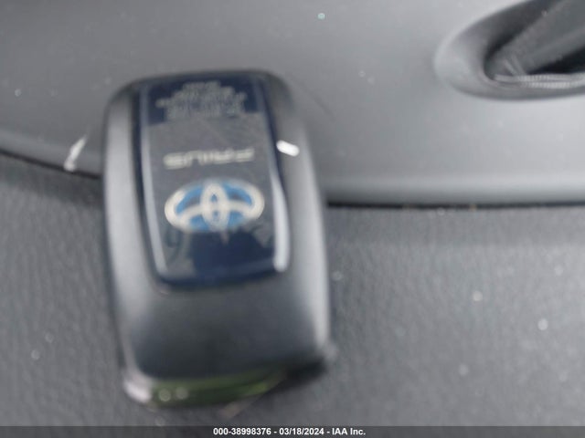 Toyota Prius Four Touring 2017 JTDKARFU8H3034590 Image 11