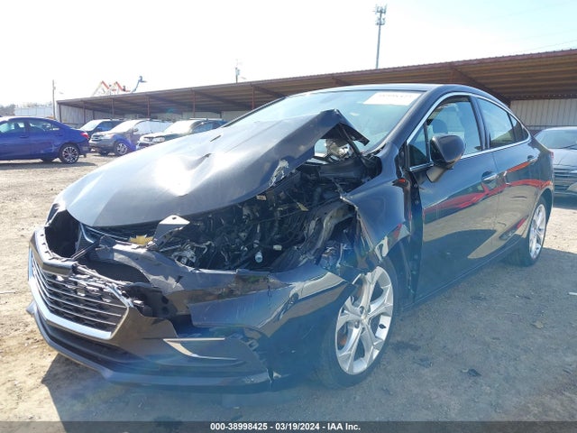 Chevrolet Cruze Premier Auto 2017 1G1BF5SM5H7122014 Image 2