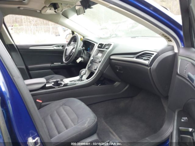 3FA6P0H78FR129464 Ford FUSION SE
