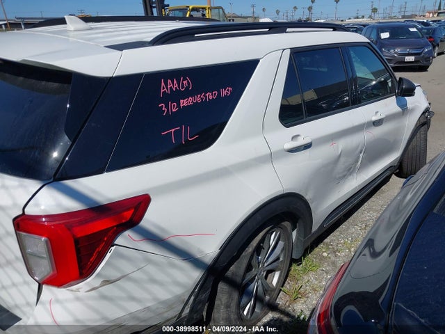 Ford EXPLORER XLT 2021 1FMSK7DH4MGC18687 Image 4