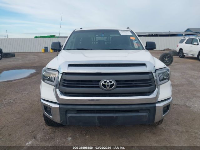 5TFUW5F10EX397270 Toyota Tundra Sr5 5.7l V8
