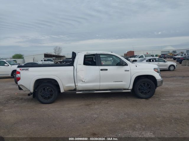 5TFUW5F10EX397270 Toyota Tundra Sr5 5.7l V8