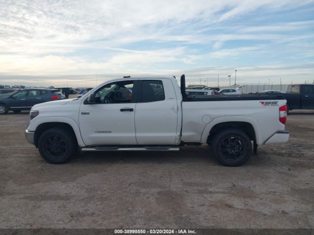 5TFUW5F10EX397270 Toyota Tundra Sr5 5.7l V8