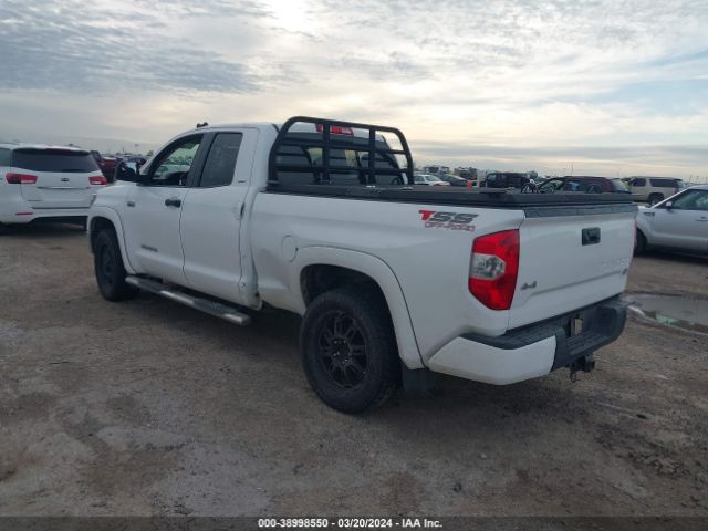 5TFUW5F10EX397270 Toyota Tundra Sr5 5.7l V8