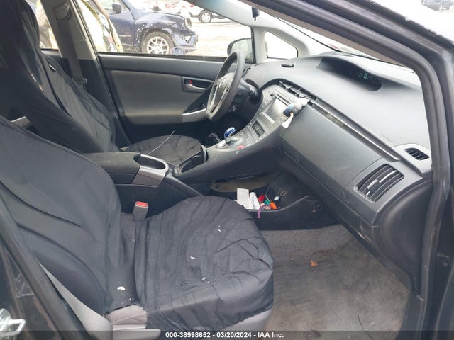 Toyota Prius Three 2015 JTDKN3DU3F1900693 Image 5