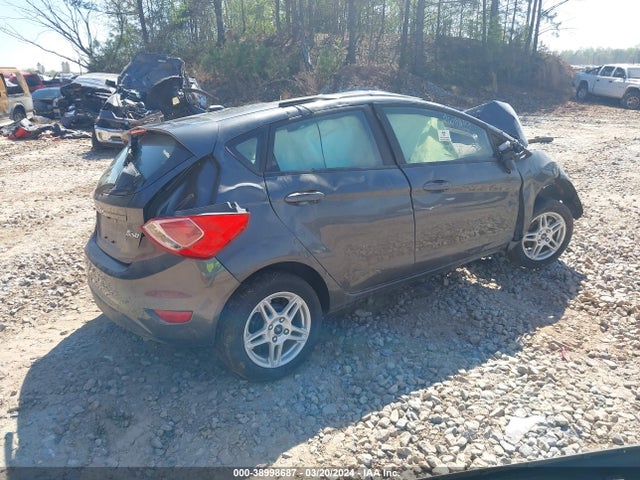 Ford FIESTA SE 2018 3FADP4EJ9JM116548 Image 4