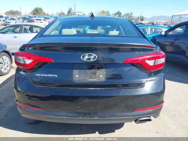 Hyundai SONATA SE 2015 5NPE24AF0FH148283 Image 16