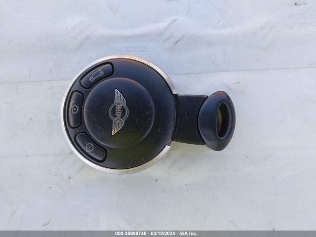 2007 MINI COOPER WMWMF33547TU60390 Photo 10