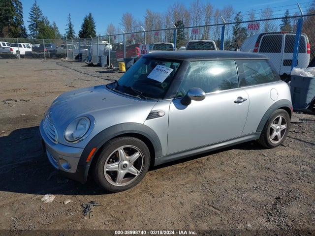 2007 MINI COOPER WMWMF33547TU60390 Photo 1