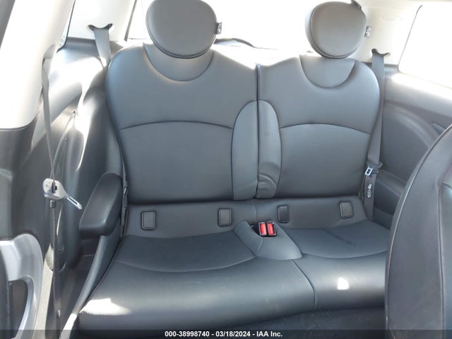 2007 MINI COOPER WMWMF33547TU60390 Photo 7