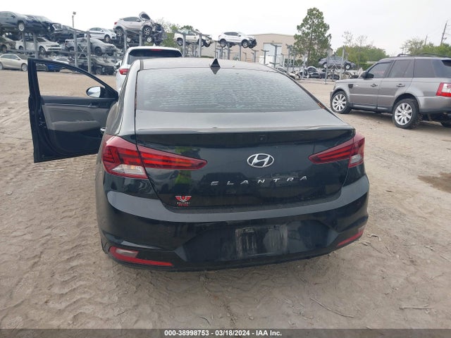 Hyundai ELANTRA SEL 2019 5NPD84LF1KH464700 Image 17