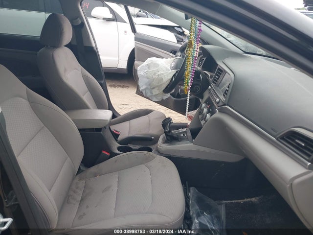 Hyundai ELANTRA SEL 2019 5NPD84LF1KH464700 Image 5