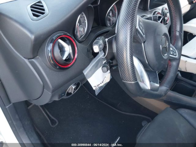 WDDSJ4EB8GN312545 Mercedes-Benz CLA 250