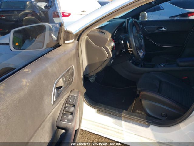 WDDSJ4EB8GN312545 Mercedes-Benz CLA 250