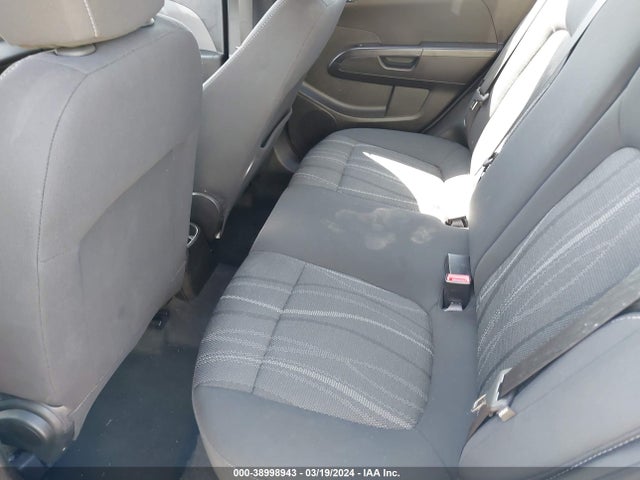 Chevrolet Sonic Lt Auto 2018 1G1JD5SH6J4109364 Image 8