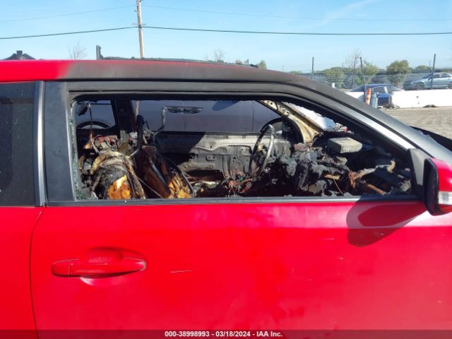 JTKJF5C73FJ000241 Scion TC