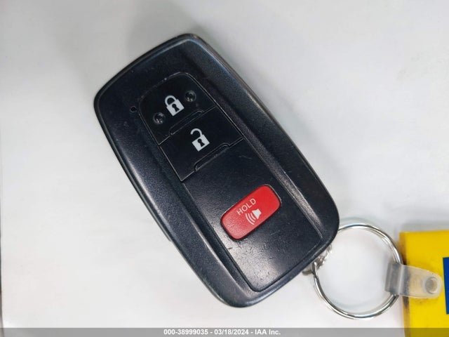 Toyota Prius Three 2016 JTDKARFU8G3512795 Image 11