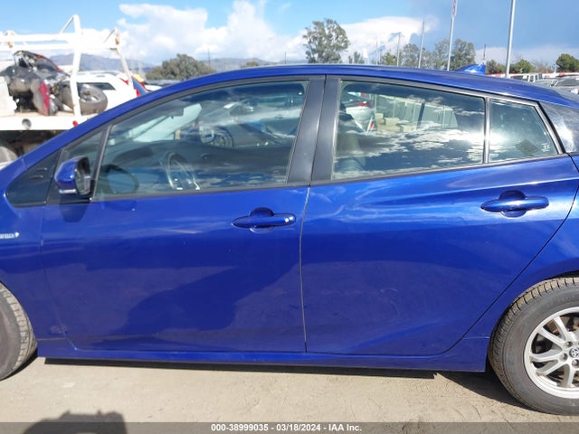 Toyota Prius Three 2016 JTDKARFU8G3512795 Image 14