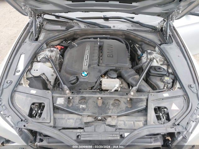 BMW 535i Xdrive 2016 WBA5B3C59GG255138 Image 10