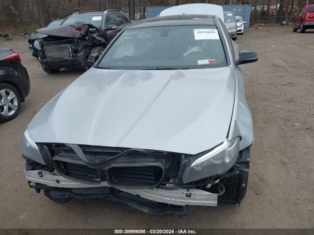 BMW 535i Xdrive 2016 WBA5B3C59GG255138 Image 11