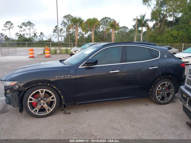 ZN661XUS4HX217595 Maserati Levante
