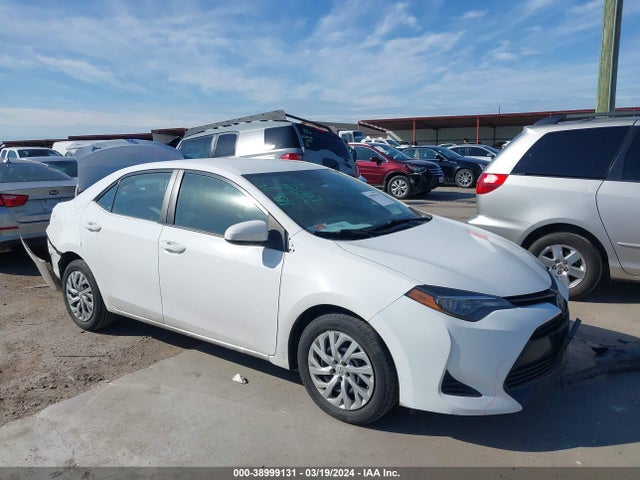 Toyota COROLLA LE 2019 5YFBURHE2KP899244 Image 1
